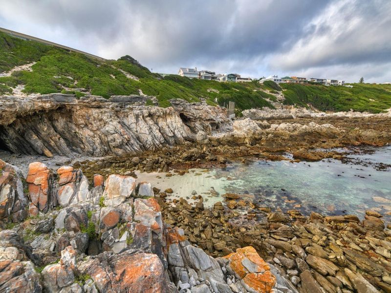 Landmark Property in De Kelders - Photo 3