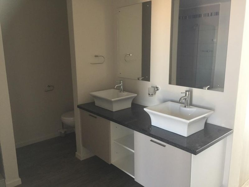 3 Bedroom Townhouse - Photo 5