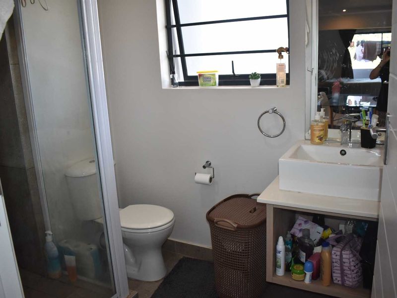 Calling all investors! - Photo 7