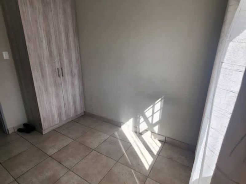 3 Bedroom House for Rent - Photo 10