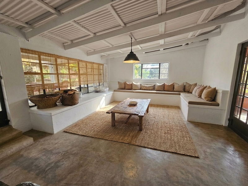 Country Charm Meets Modern Family Living in Nottingham Road - Photo 9