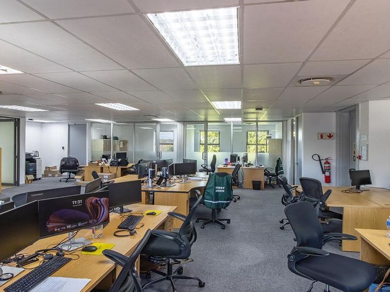 Premium, Future-Ready Office Space Designed to Elevate Your Business in Century City - Photo 7