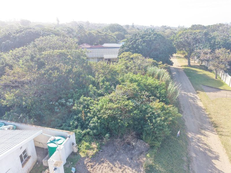 Prime coastal land – build your dream home just 300m from the beach. - Photo 3