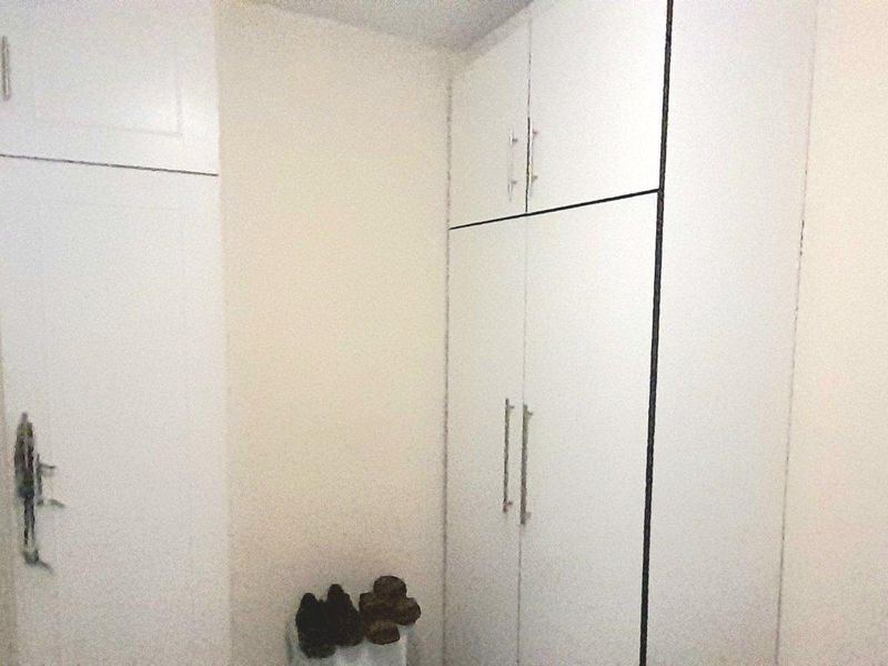 2 bedrooms in North Beach - Photo 6