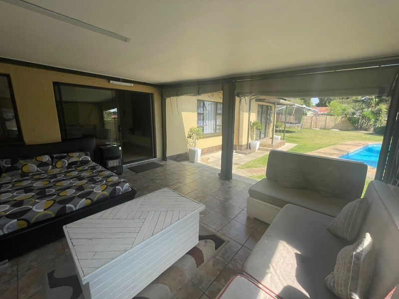 Secure Edleen Home with Pool, Patio and Energy-Saving Features - Photo 5