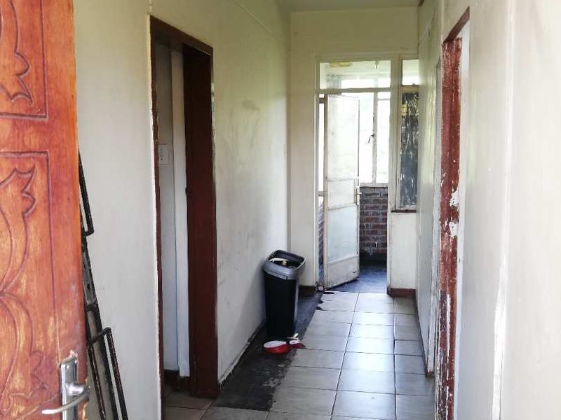 Transform this 1.5 Bedroom Apartment into Your Dream Home! - Photo 3