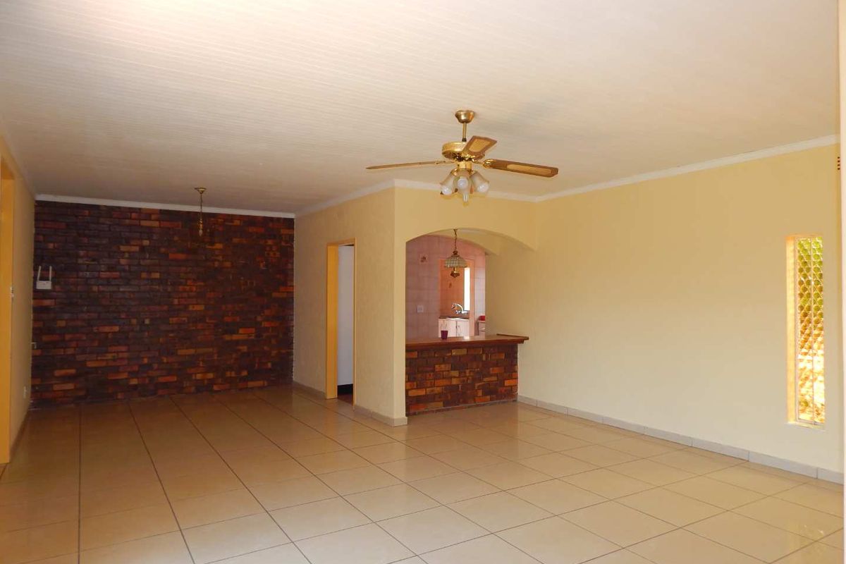 House Available for Rent - Photo 2