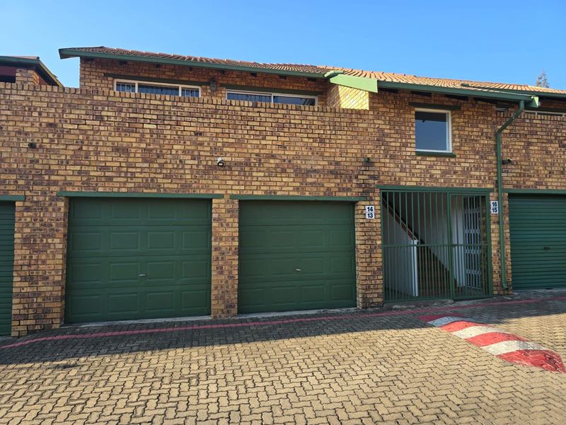 3 Bedroom Secure Townhouse in Kempton Park Ext 4 - Photo 3