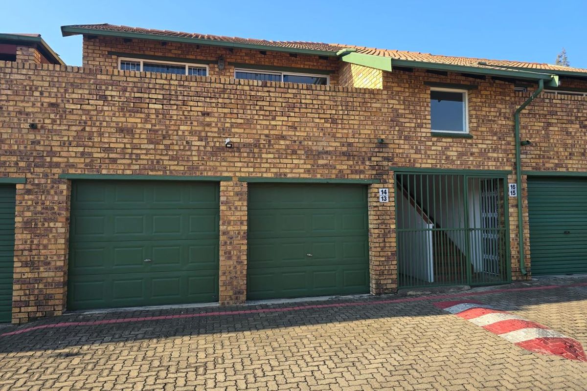 3 Bedroom Secure Townhouse in Kempton Park Ext 4 - Photo 3