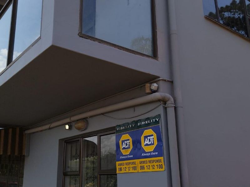 Newly Painted 4 Bedroom, 4 Bathroom House for Rent. - Photo 6