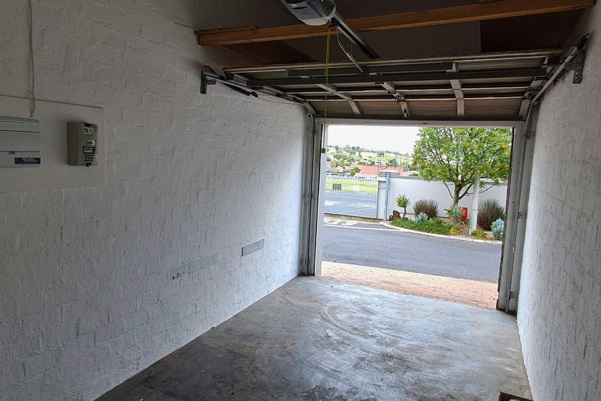 Neat 3-Bedroom Home in Secure Brackenfell South Complex - Photo 4