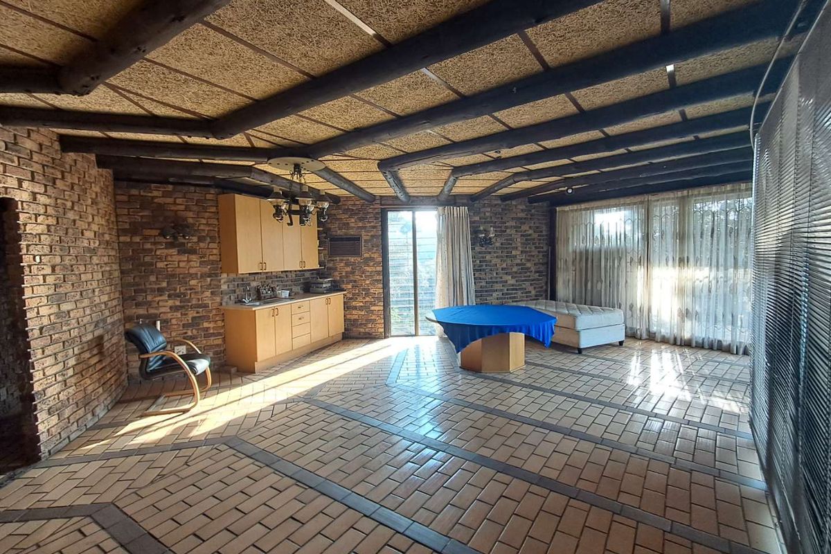 Renovators dream with income from Cellphone tower - Photo 2