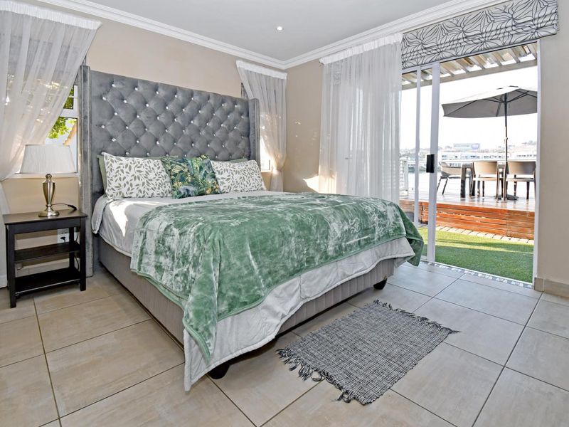 Tranquil Waterfront-Front Living in Secure Leisure Bay Estate - Photo 7