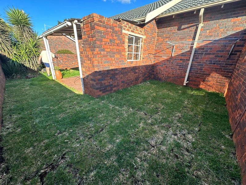 The Perfect First Home or Investment Opportunity - Photo 4