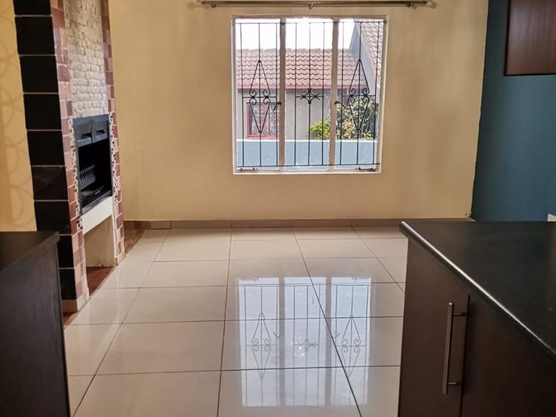3 BEDROOMS HOUSE FOR SALE - Photo 3