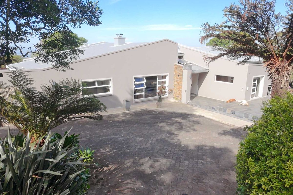 4-Bedroom Freehold Property With Exceptional Views On The Winterskloof Ridge, Hilton - Photo 5