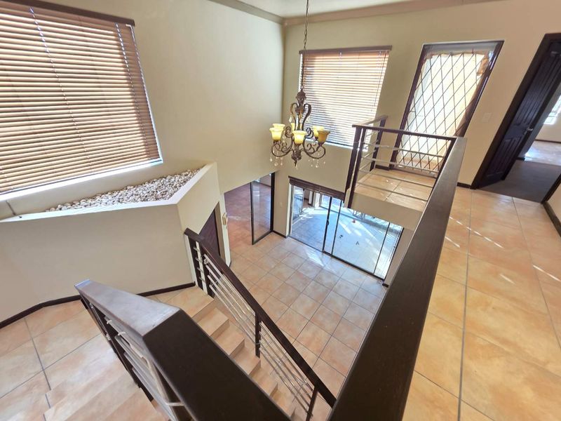 A Masterpiece in Sonkring – Where Family Living Meets Entertainer’s Luxury - Photo 8