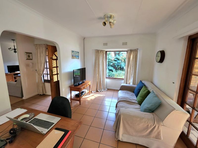 2 Bedroom Townhouse For Sale in Hillcrest - Photo 4