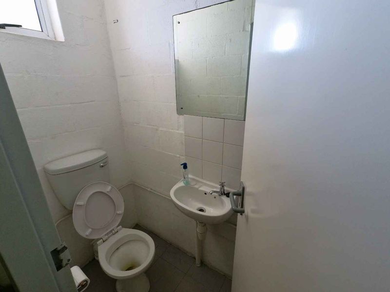 192 SMQ | WAREHOUSE_STORAGE AND OFFICES FOR SALE - Photo 8