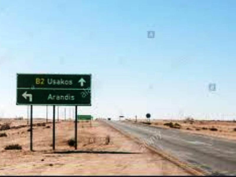 EMPTY ERVEN FOR SALE - ZONED FOR SERVICE STATION - PTY REGISTERED - Photo 2