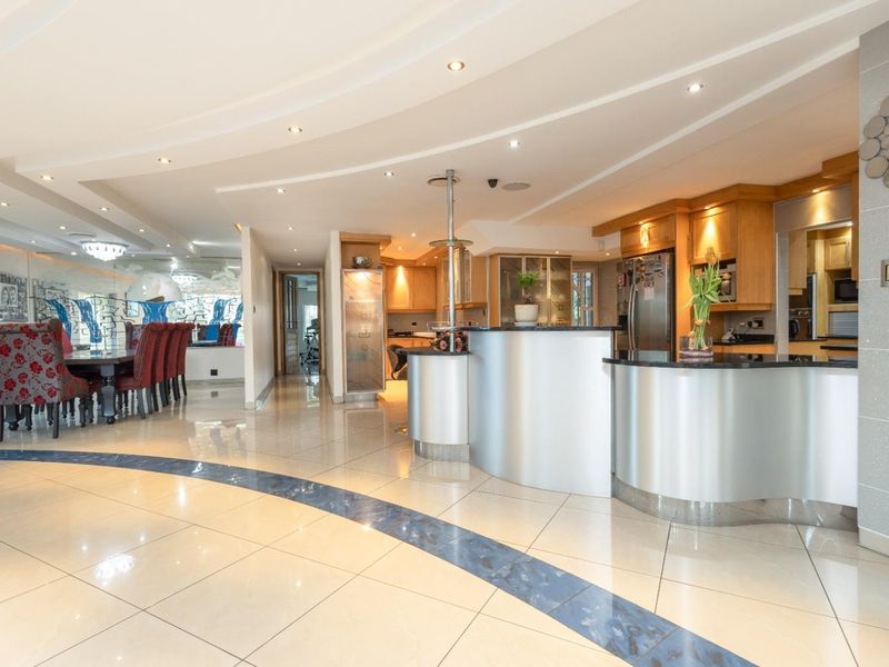 4 bedrooms House in Malvern - Photo 9