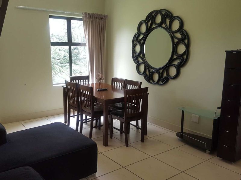 Stunning Penthouse double volume overlooking the golfcourse - Photo 8