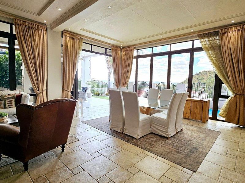 4 Bedroom House For Sale in Ludwigsdorf - Photo 4