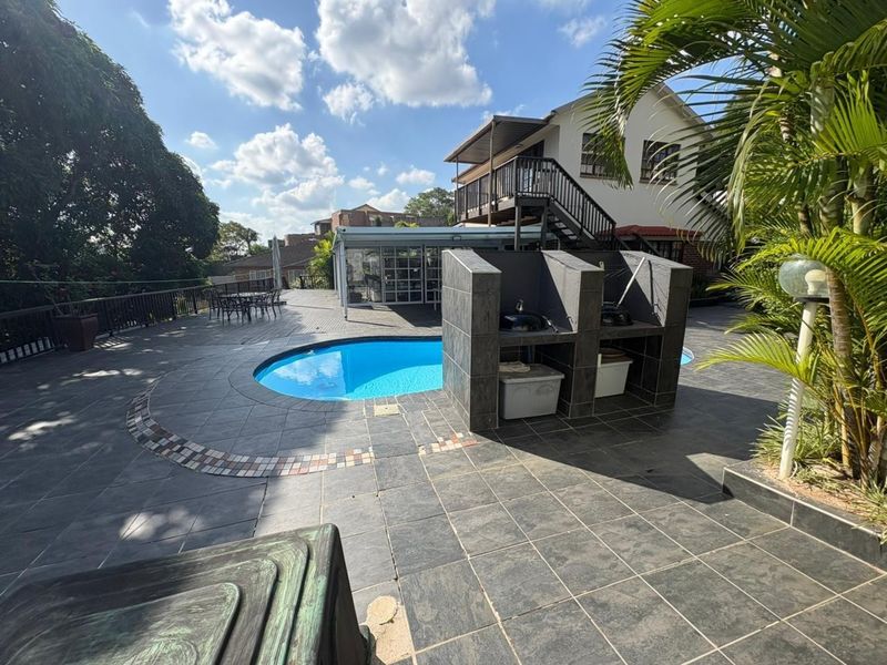 Your New Happy Place Awaits in Malvern! - Photo 3