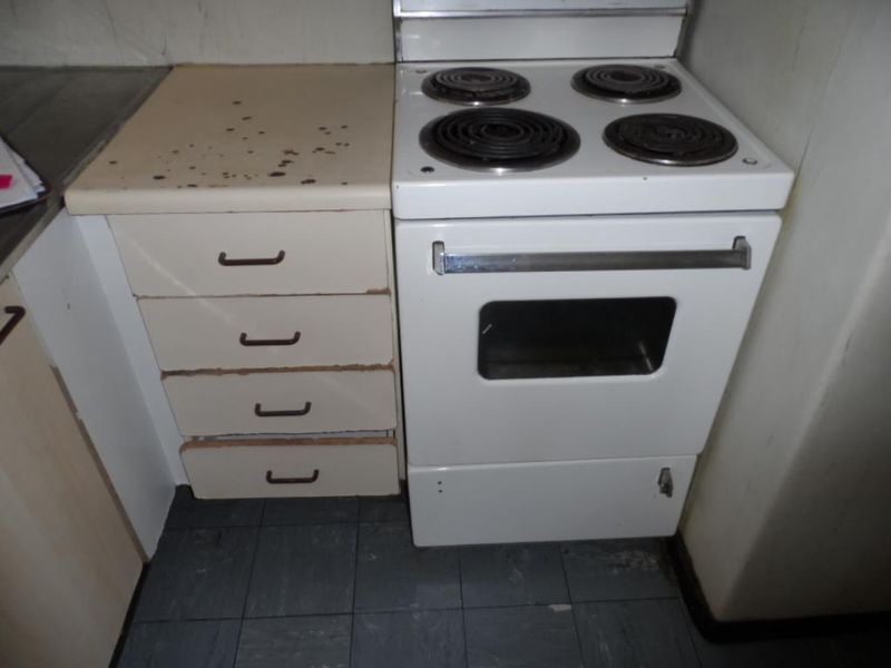 BACHELOR FLAT TO RENT IN ARCADIA - Photo 5