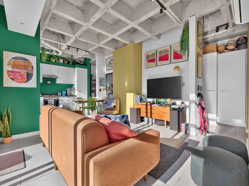 Your Perfect Urban Oasis in the Mother City - Photo 9