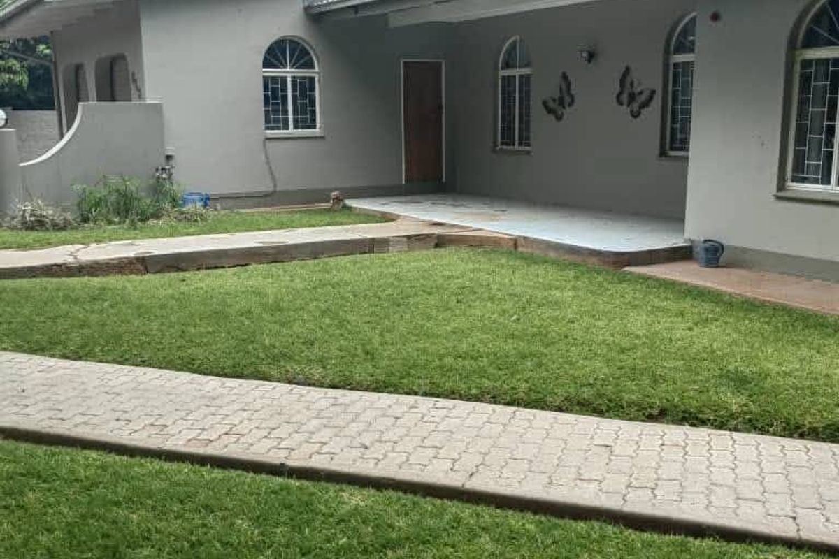 Whether you’re upgrading your lifestyle or looking for a move in ready home,this property ticks the right boxes! - Photo 2