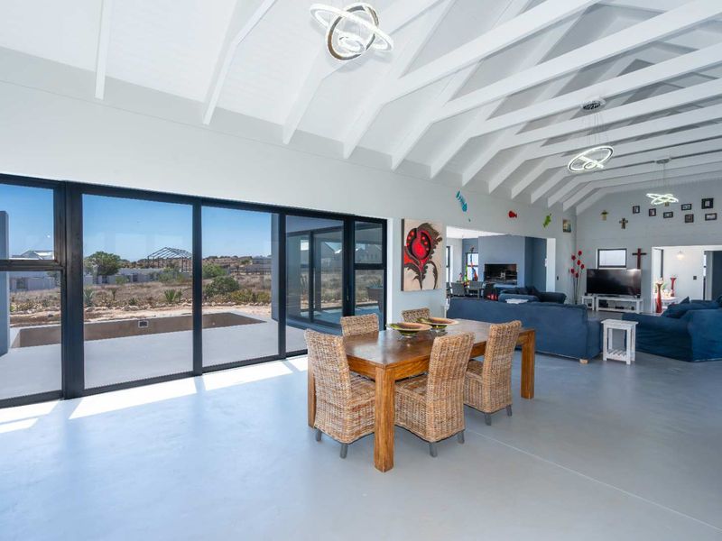 Property with Views in Olifantskop, Langebaan - Photo 3