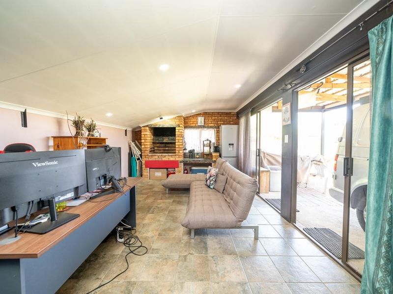 4 Bedroom house for sale in Parkrand - Photo 7