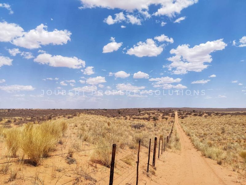 EXCEPTIONAL KALAHARI FARM FOR SALE IN NAMIBIA - HARDAP DISTRICT - Photo 4