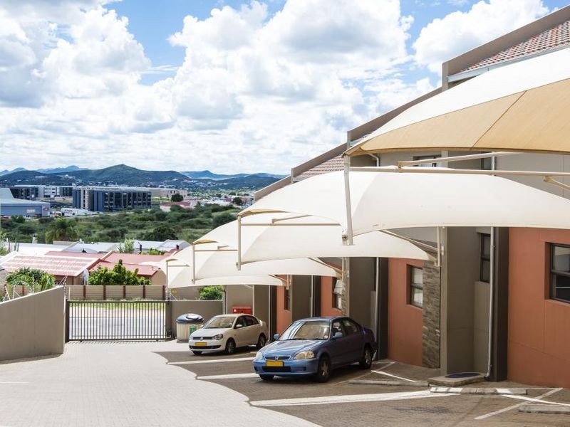 2 Bedroom Duplex Townhouse for Sale: - Inyati Complex, Kleine Kuppe - Photo 4