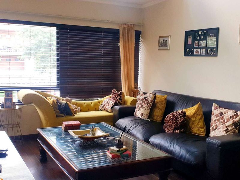 All you can ask for with the price tag to match. - Photo 4