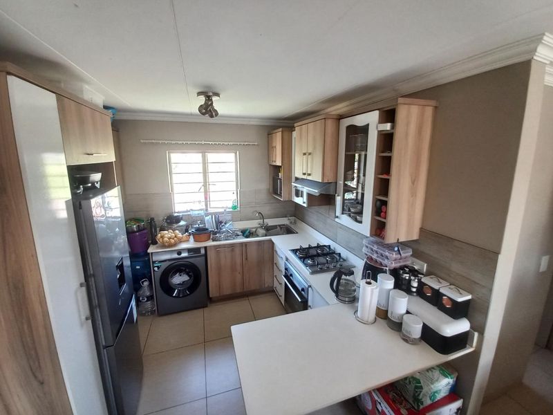 Spacious Living and Peace of Mind in Grand West Estate! - Photo 2