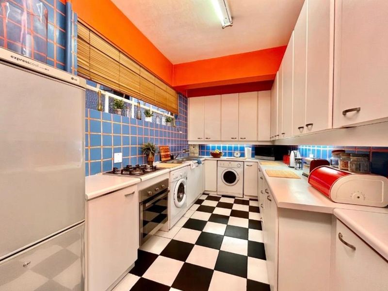 2 Bed Furnished Apartmet for Rent in Rosebank - Photo 4