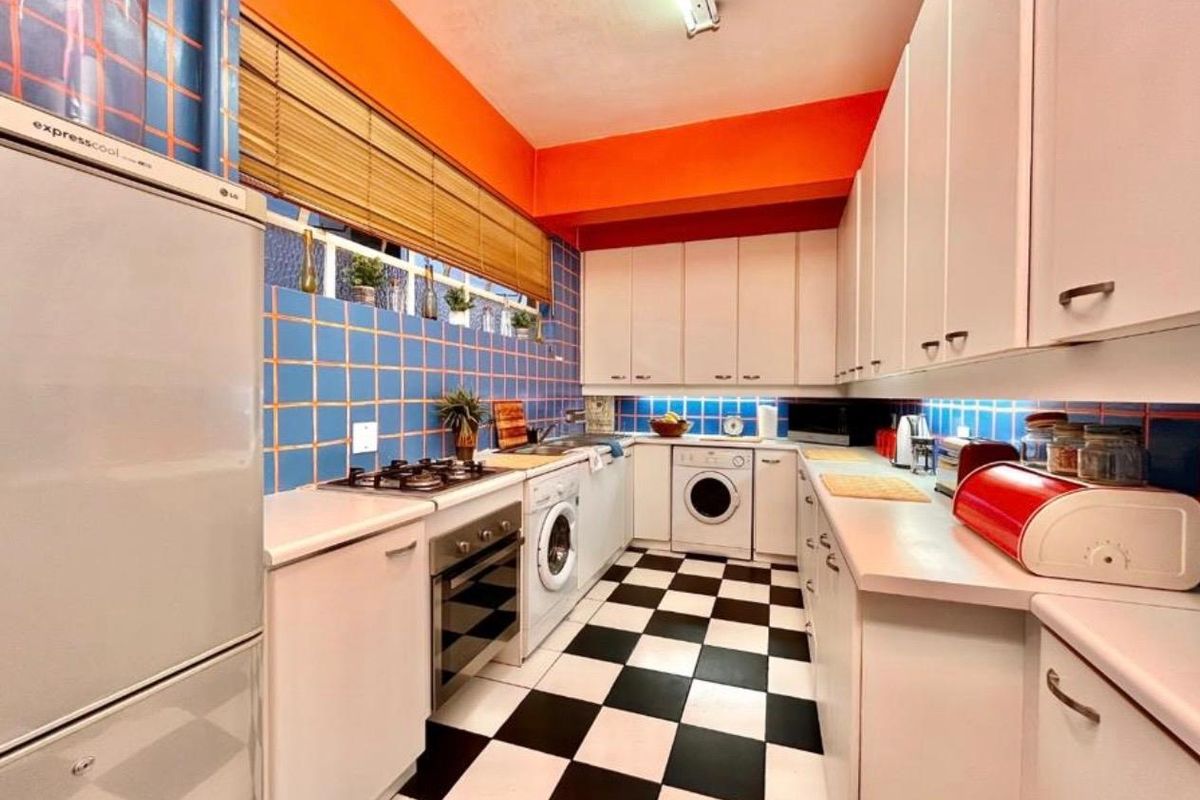 2 Bed Furnished Apartmet for Rent in Rosebank - Photo 4