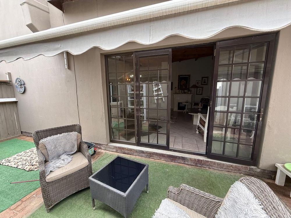 another patio area 