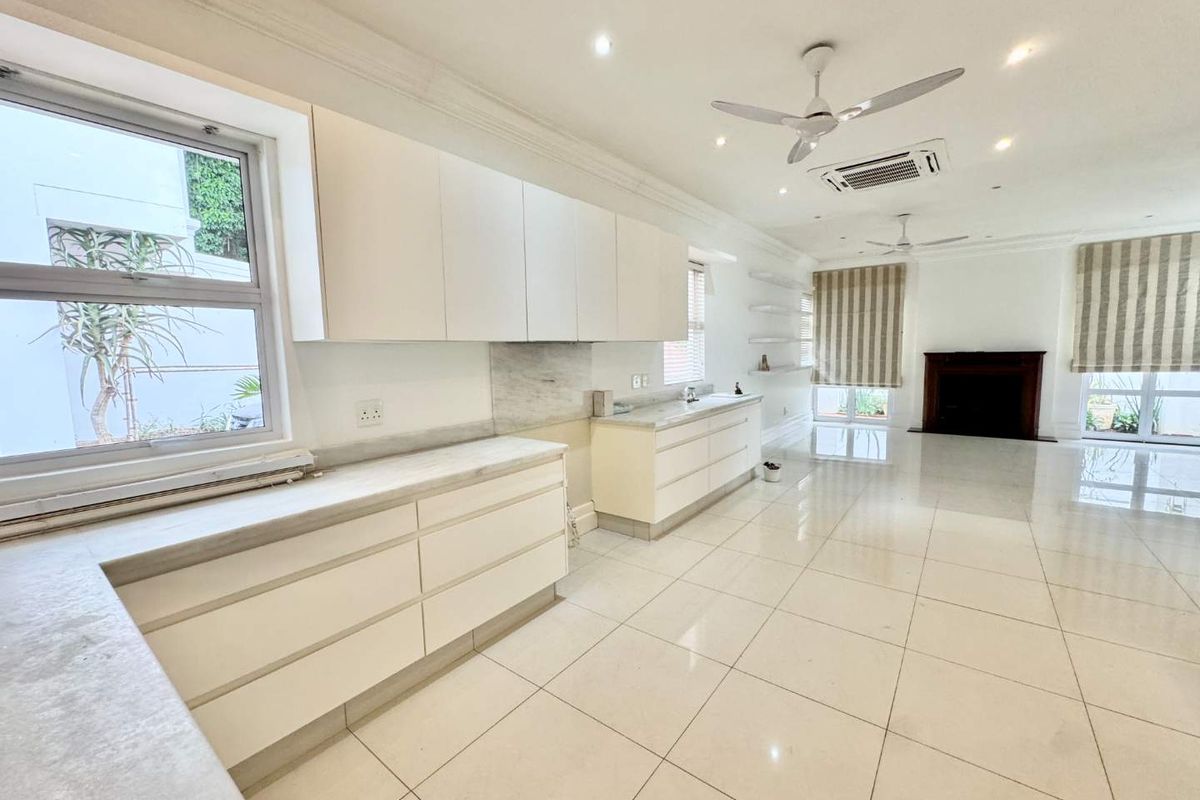 Hendra Estates - Gorgeous Level Family Home For Rent In Prime Durban North - Photo 5