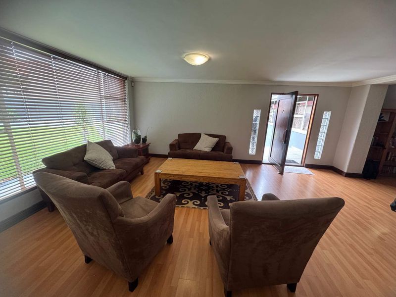 Huge Family Home for sale in Randhart - Photo 3