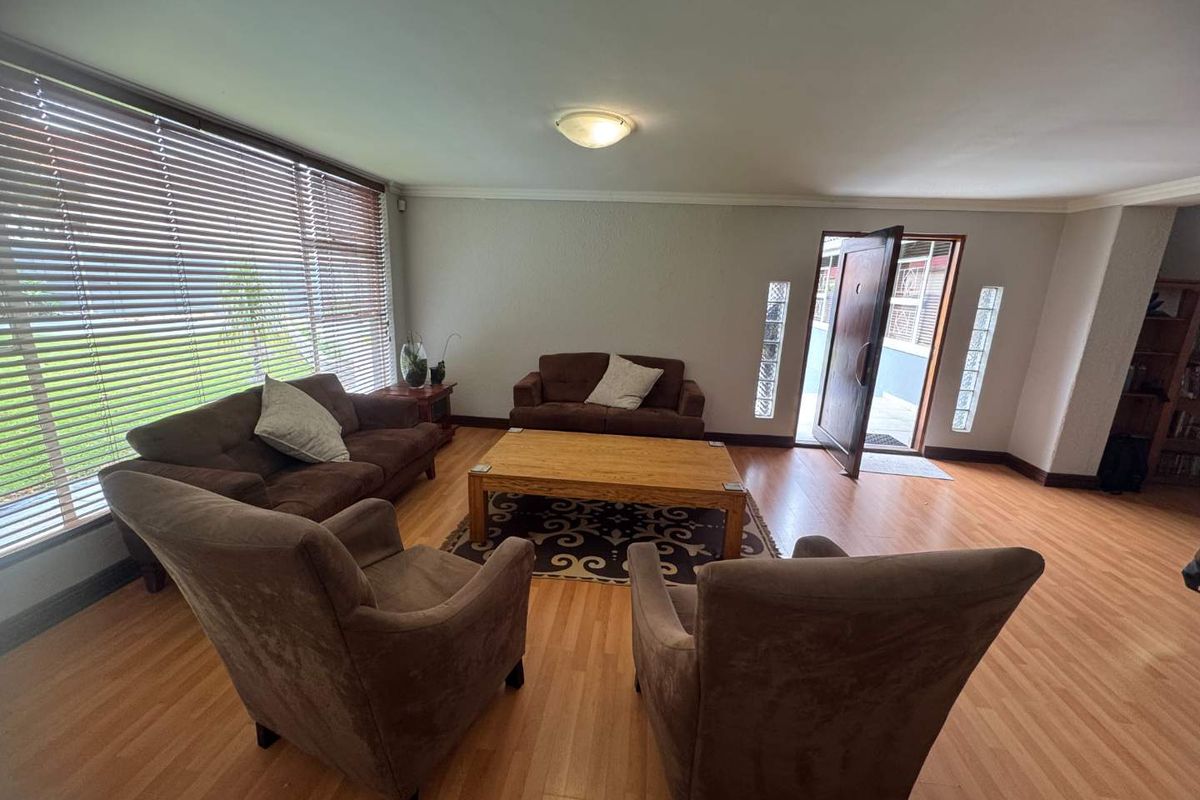 Huge Family Home for sale in Randhart - Photo 3