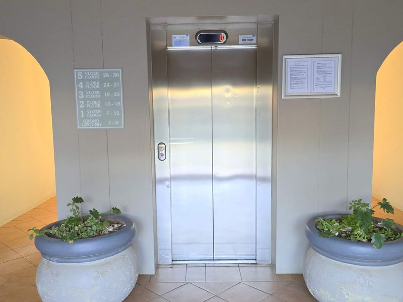 Charming Holiday Apartment Just Steps from the Beach - Photo 5