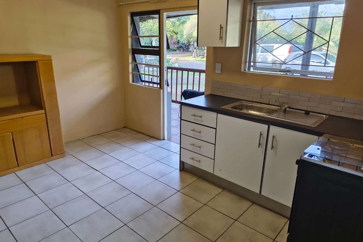 2 Bedroom cottage to rent in Joostenbergvlakte - Photo 4