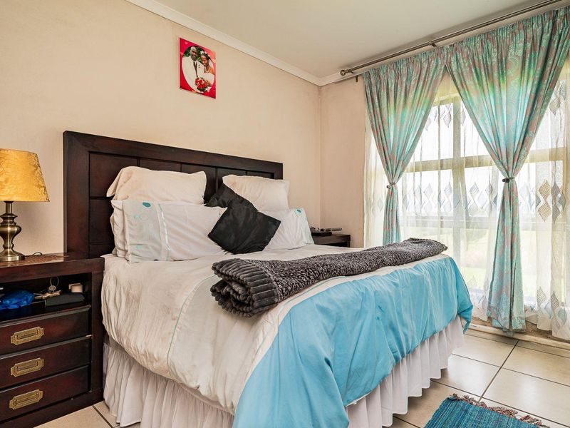 A perfect Blend of Security & Beauty – 3-Bedroom Free-Standing Home - Photo 7