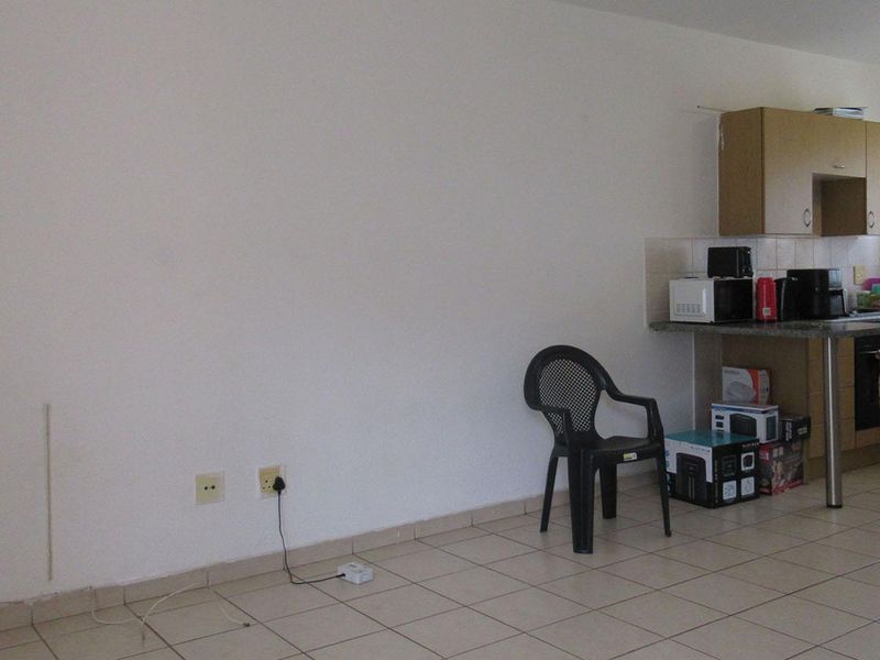 Beautiful 2-Bedroom Apartment for Sale at Meredale Heights – Prime Location Near Southgate Mall & Top Schools - Photo 4