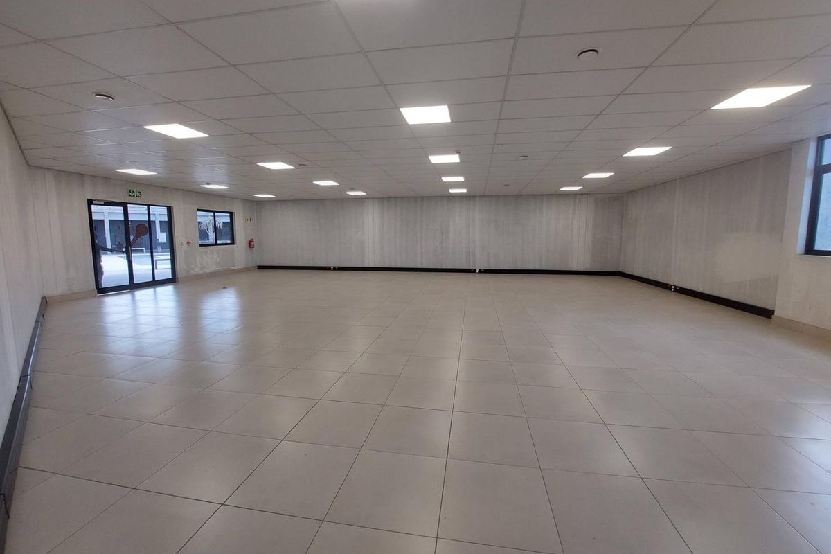 To let Kleine kuppe - Hilltop Village (Office or medical suite) - Photo 4