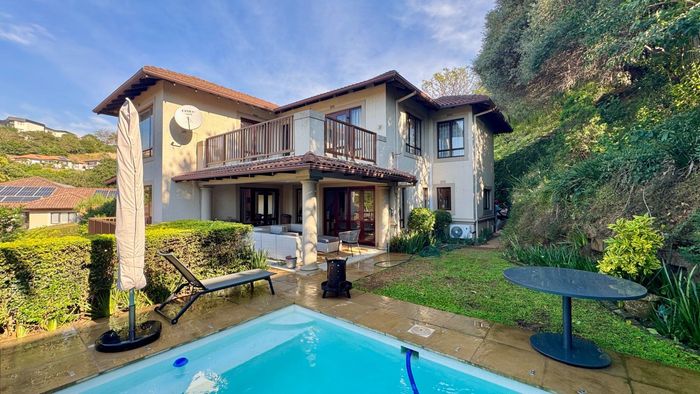 Property #2511571, Townhouse Rental Monthly in La Lucia