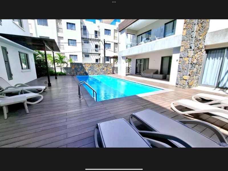 2-Bedroom Apartment in Péreybère - Photo 9